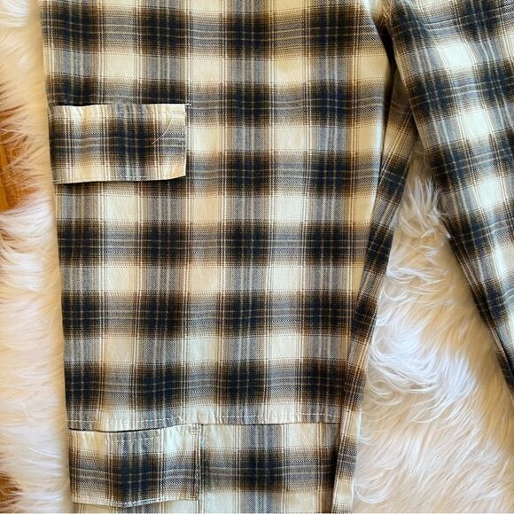 Women’s Love Love Love Plaid Pants Size 3X - Picture 3 of 6